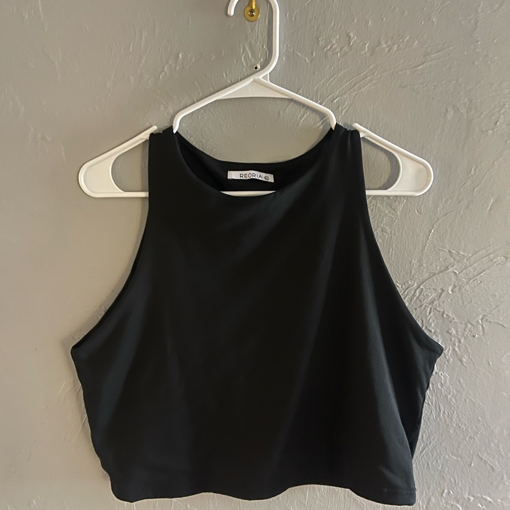 Black Sleeveless Crop Top 2XL
